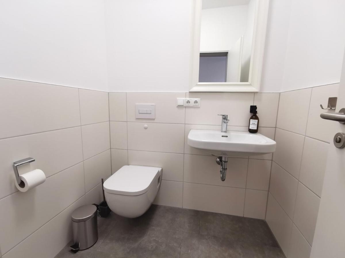 Bohnapartments - Town House Am Stadtpark - Gratis Parkplatz - Wlan Ерфурт Екстериор снимка